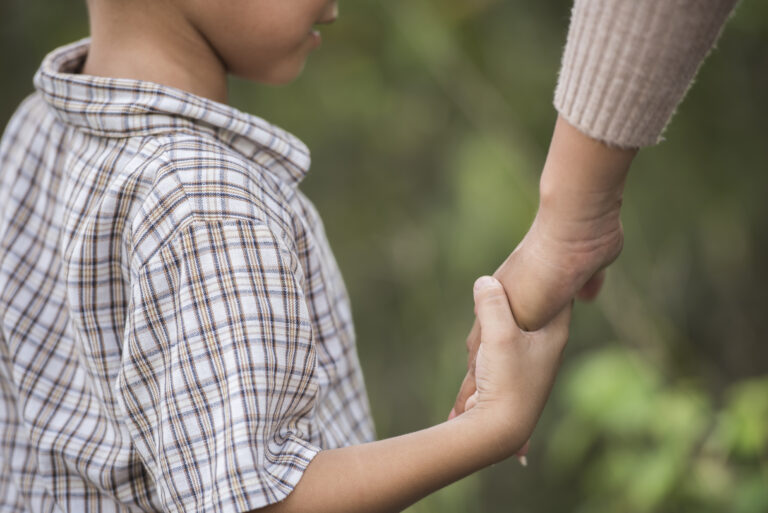 Il carico mentale della madre: come alleggerirlo?