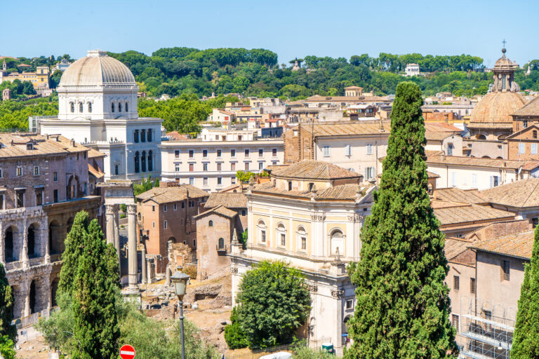 Roma con bambini: tra parchi, storia e un pizzico di magia